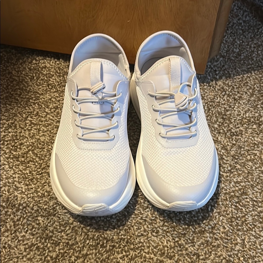 32 Degrees Women's Athletic Shoes - White